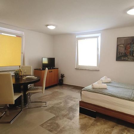 بيران Apartment Tantadruj المظهر الخارجي الصورة