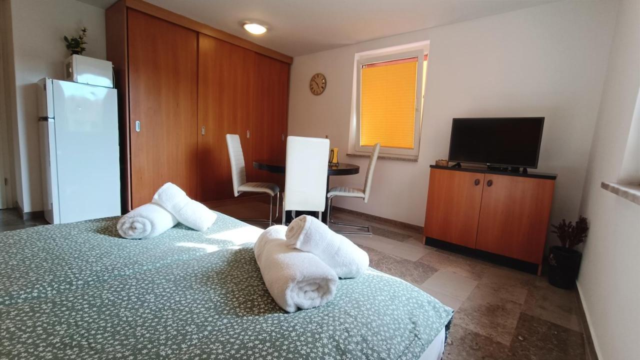 بيران Apartment Tantadruj المظهر الخارجي الصورة