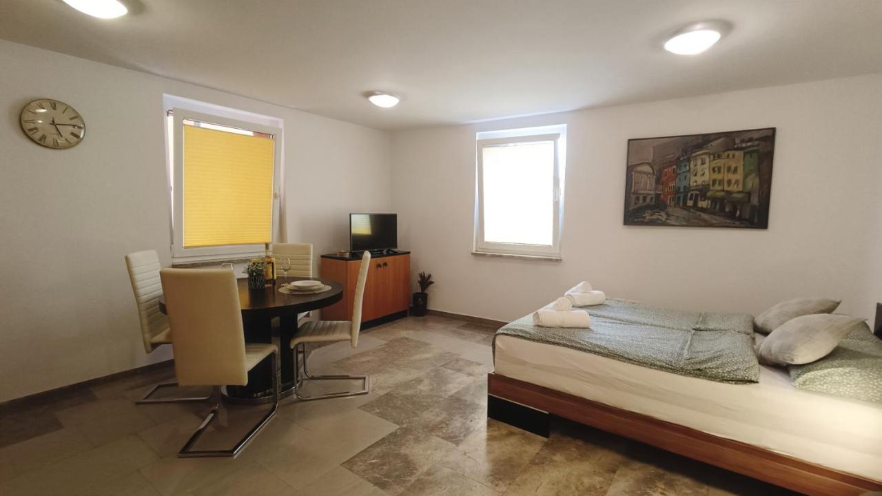 بيران Apartment Tantadruj المظهر الخارجي الصورة